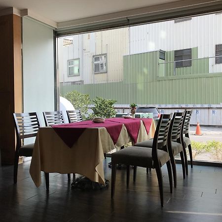Shiah Yih Hotel Huwei Extérieur photo